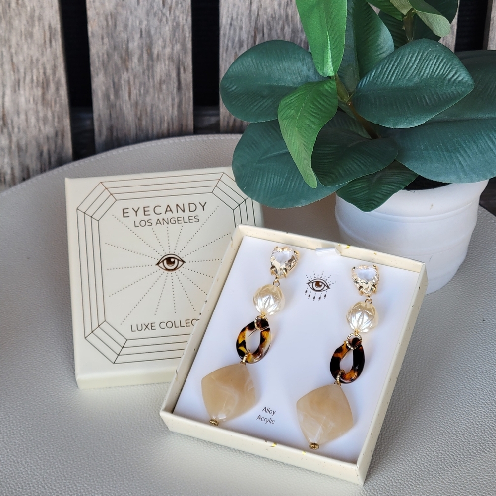 Eye Candy Luxe tortoise acetate dangle gold tone earrings - Picture 3 of 5